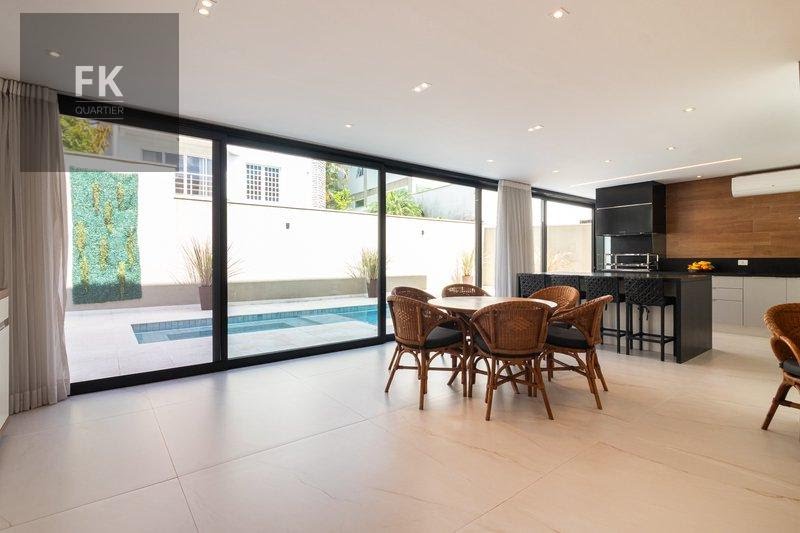 Casa à venda com 5 quartos, 5 suítes, 6 vagas e 548m² no Alphaville Residencial Zero, Barueri (SP) — foto 12 de 25