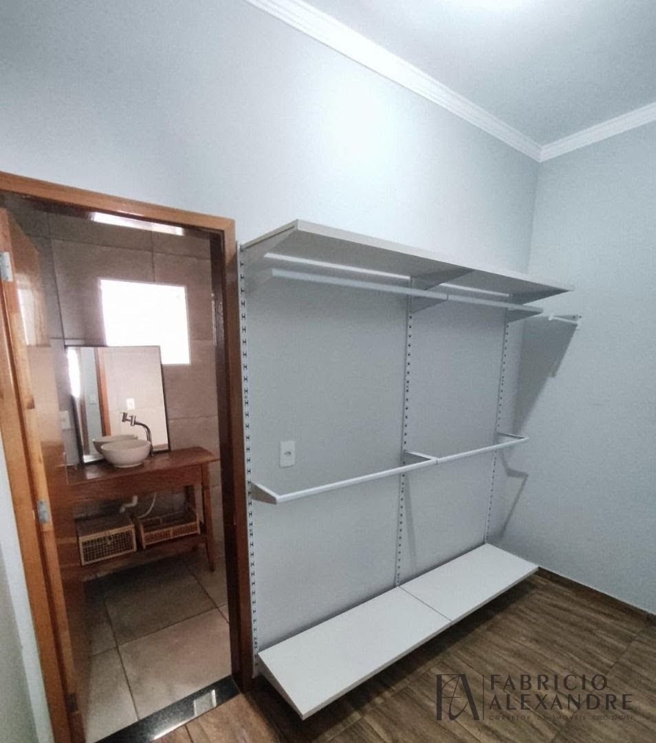Casa à venda com 2 quartos, 1 suíte, 4 vagas e 110m² no Jardim California, Bady Bassitt (SP) — foto 9 de 13