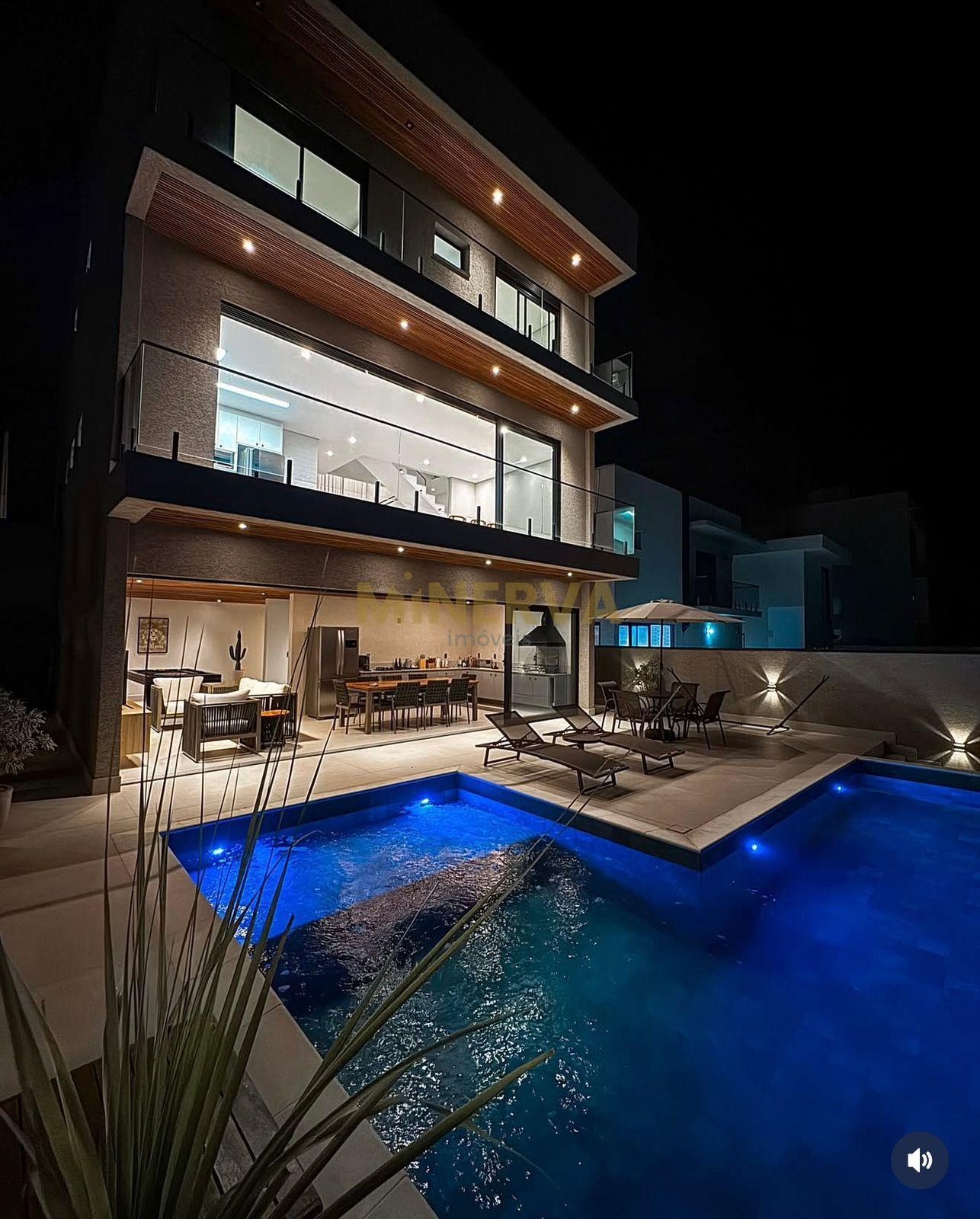 Casa à venda com 4 quartos, 4 suítes, 3 vagas e 330m² no Rio Abaixo, Atibaia (SP) — foto 17 de 23