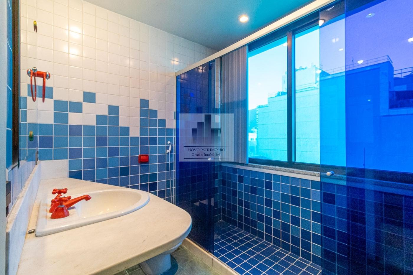 Cobertura à venda com 4 quartos, 4 suítes, 1 vaga e 425m² no Copacabana, Rio de Janeiro (RJ) — foto 17 de 30