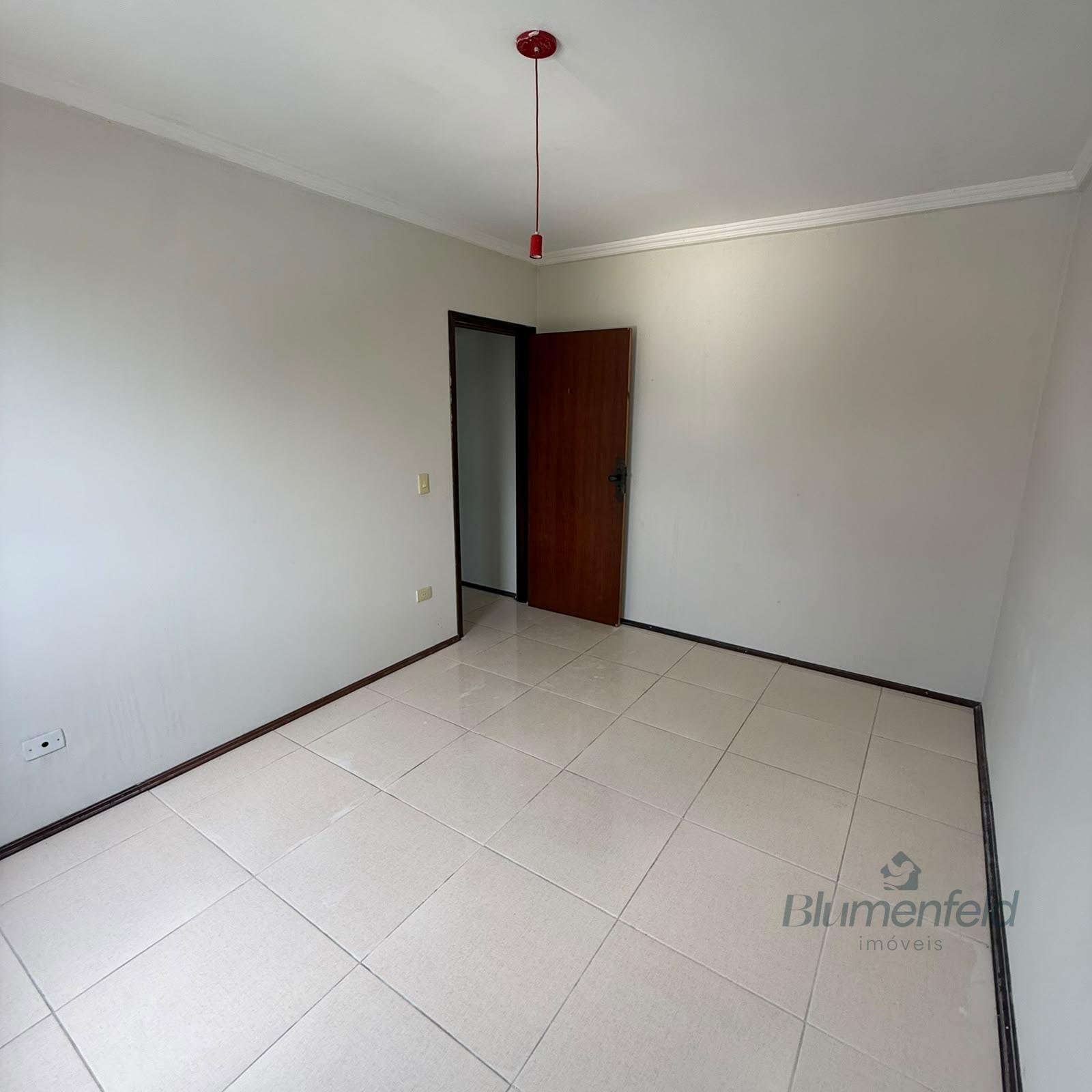 Apartamento para alugar com 2 quartos, 1 banheiro, 1 vaga e 67m² no Jordanópolis, Arujá (SP) — foto 11 de 12