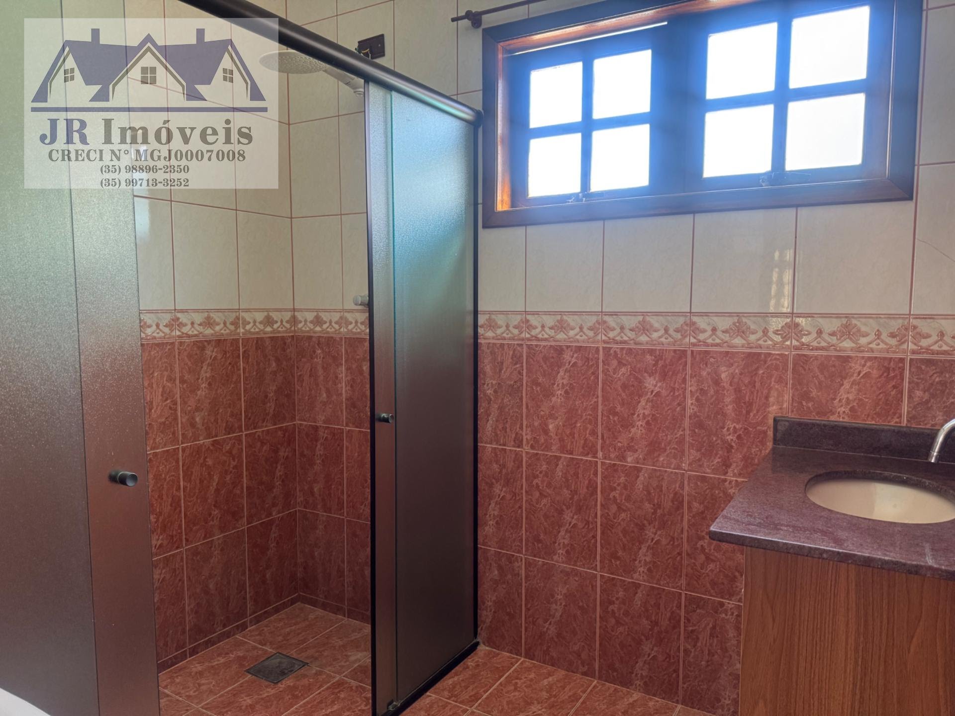 Casa à venda com 3 quartos, 1 suíte, 1 vaga e 360m² no Nossa Senhora da Agonia, Itajubá (MG) — foto 2 de 30