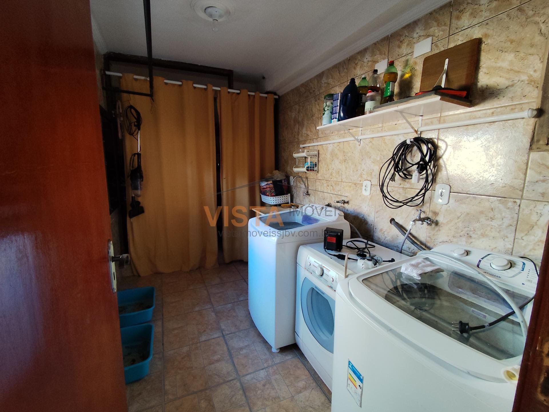 Casa à venda com 3 quartos, 3 banheiros, 3 vagas e 190m² no Vila Santa Edwirges, São João da Boa Vista (SP) — foto 12 de 17