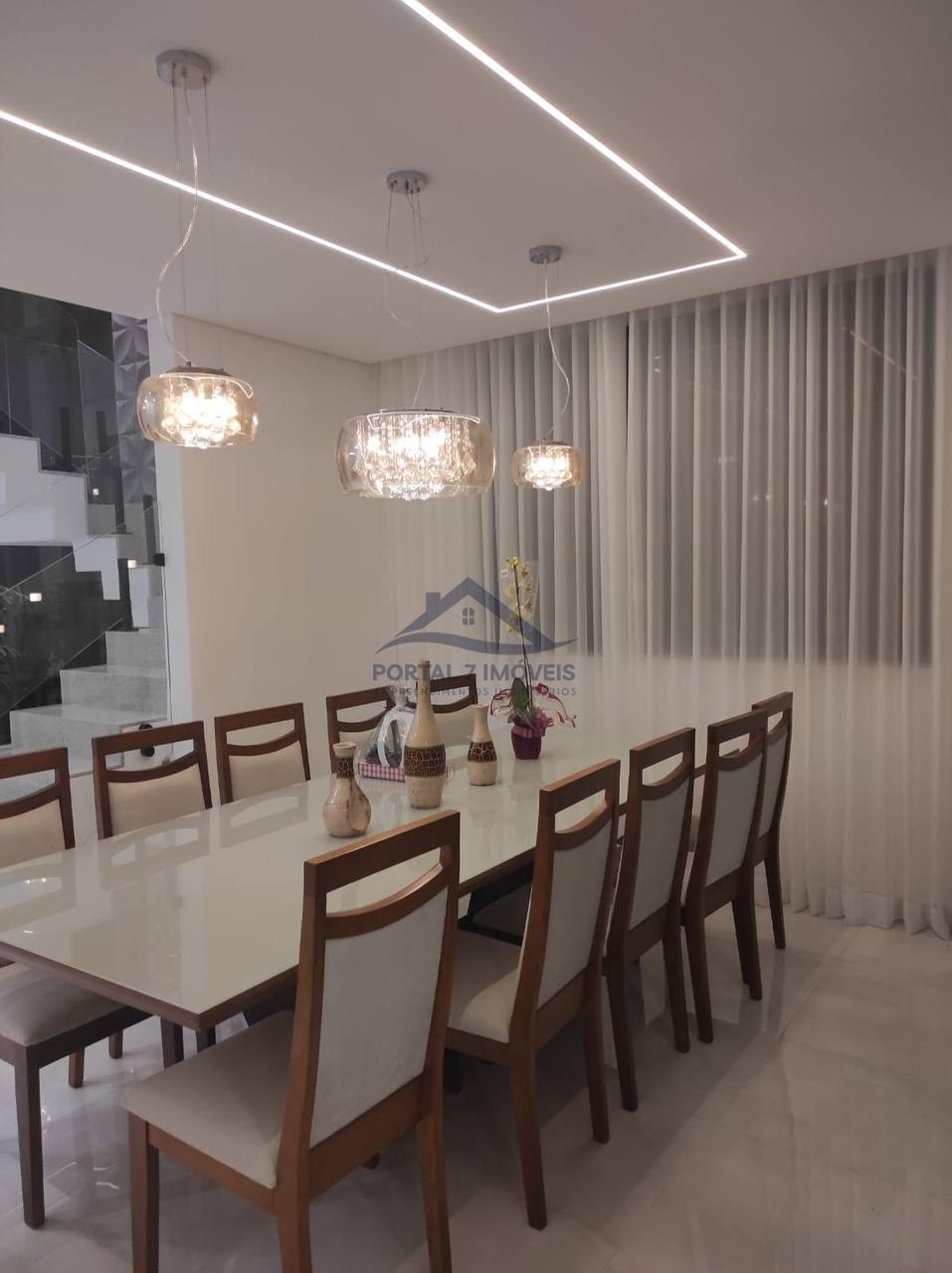 Casa à venda com 1 quarto, 2 suítes, 4 vagas e 230m² no Parque das Nogueiras, Sete Lagoas (MG) — foto 5 de 13