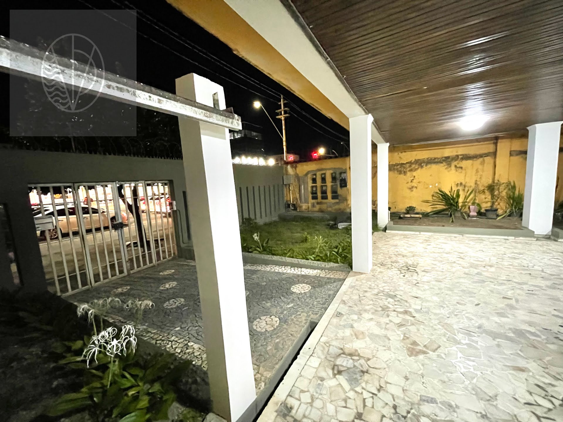 Casa à venda com 2 quartos, 1 banheiro, 10 vagas e 1575m² no Pituba, Salvador (BA) — foto 22 de 23