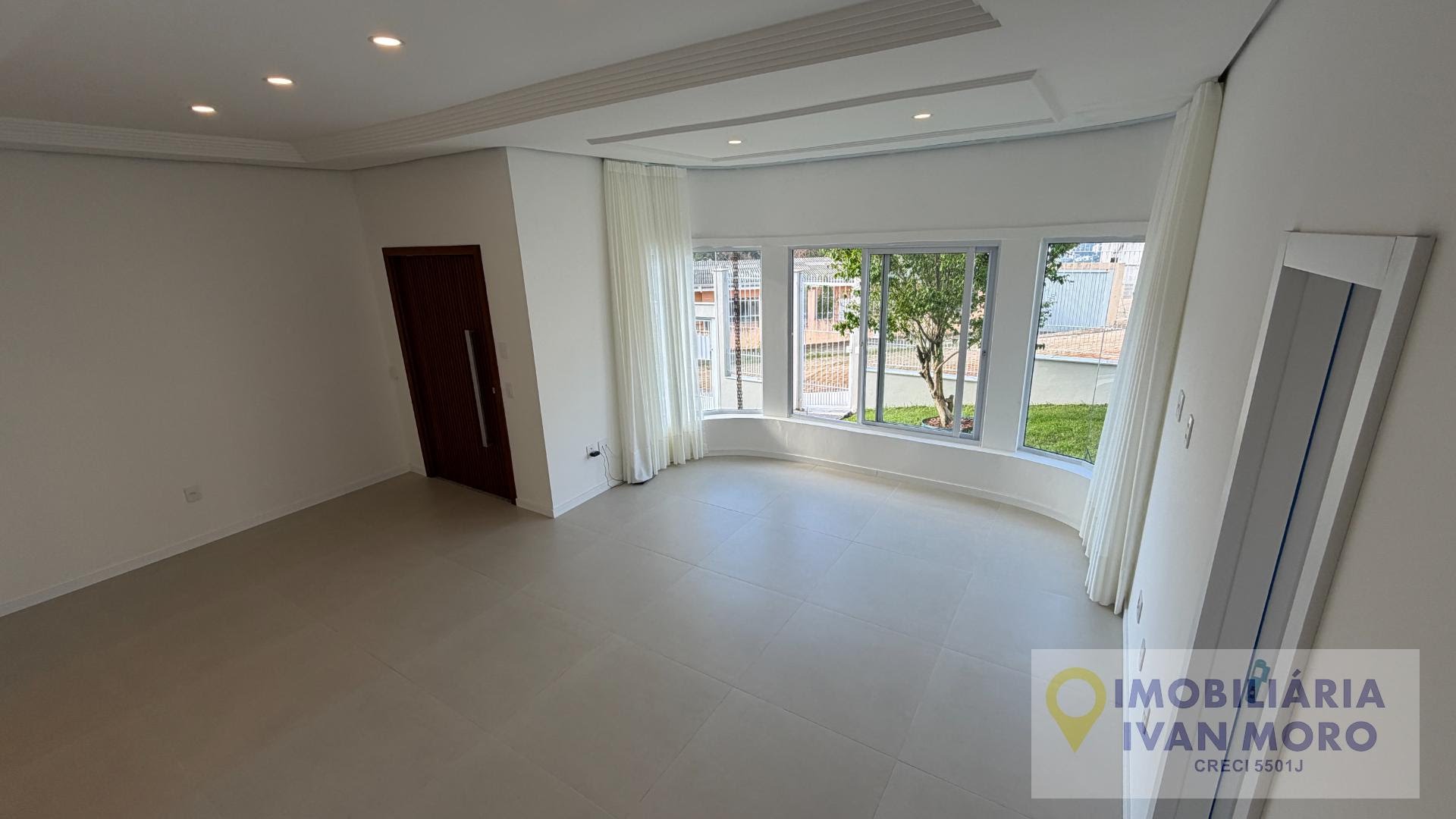 Casa à venda com 3 quartos, 1 suíte, 4 vagas e 154m² no Centro, Florianópolis (SC) — foto 13 de 25