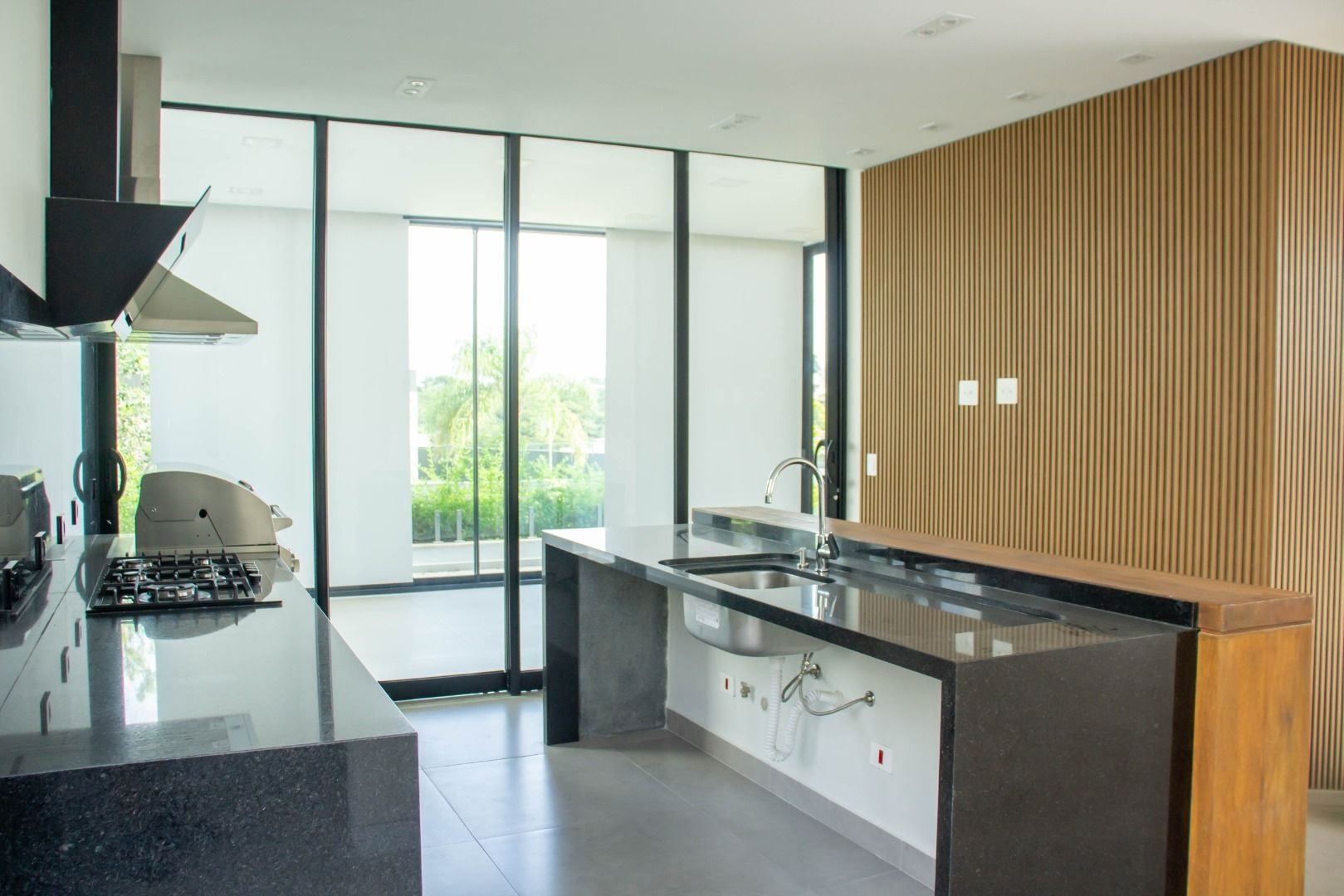 Casa à venda com 3 quartos, 3 suítes, 6 vagas e 264m² no Alphaville 3, Votorantim (SP) — foto 10 de 30