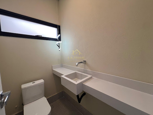 Casa à venda no Condomínio Villagio Wanel – Sorocaba/SP 131m² de área construída, 03 dormitórios, sendo 1 suítes e 04 vagas de garagem.
