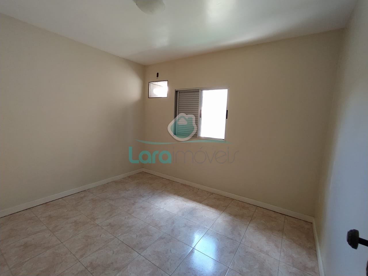 Casa à venda com 3 quartos, 1 suíte e 2 vagas no Alto da Glória, Macaé (RJ) — foto 4 de 24