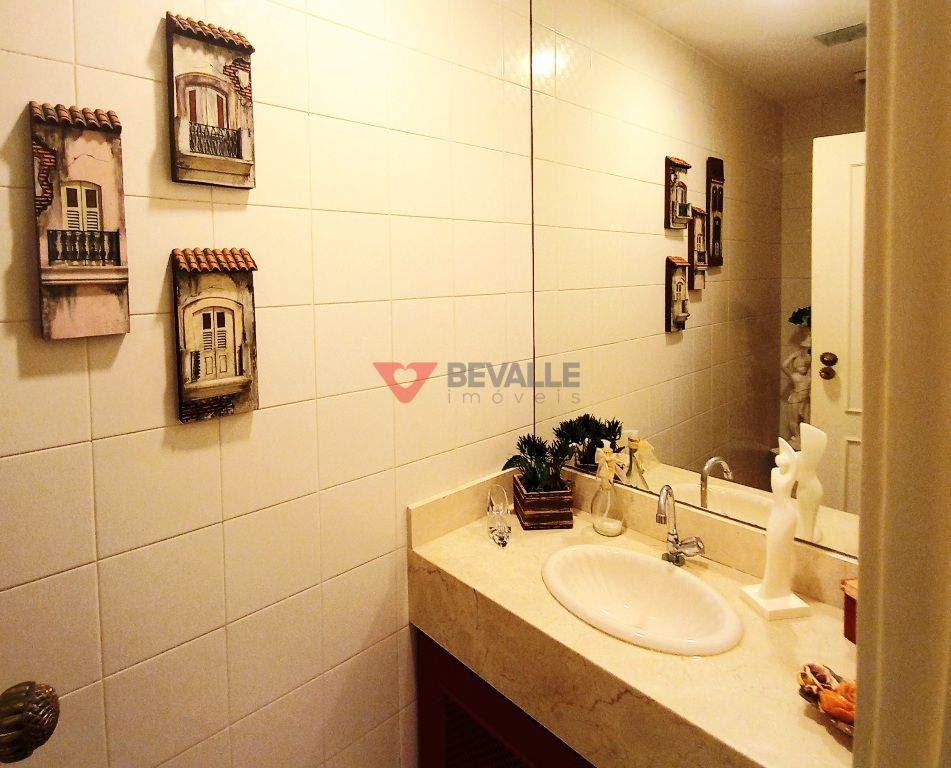 Apartamento à venda com 3 quartos, 5 banheiros, 1 vaga e 245m² no Copacabana, Rio de Janeiro (RJ) — foto 16 de 30