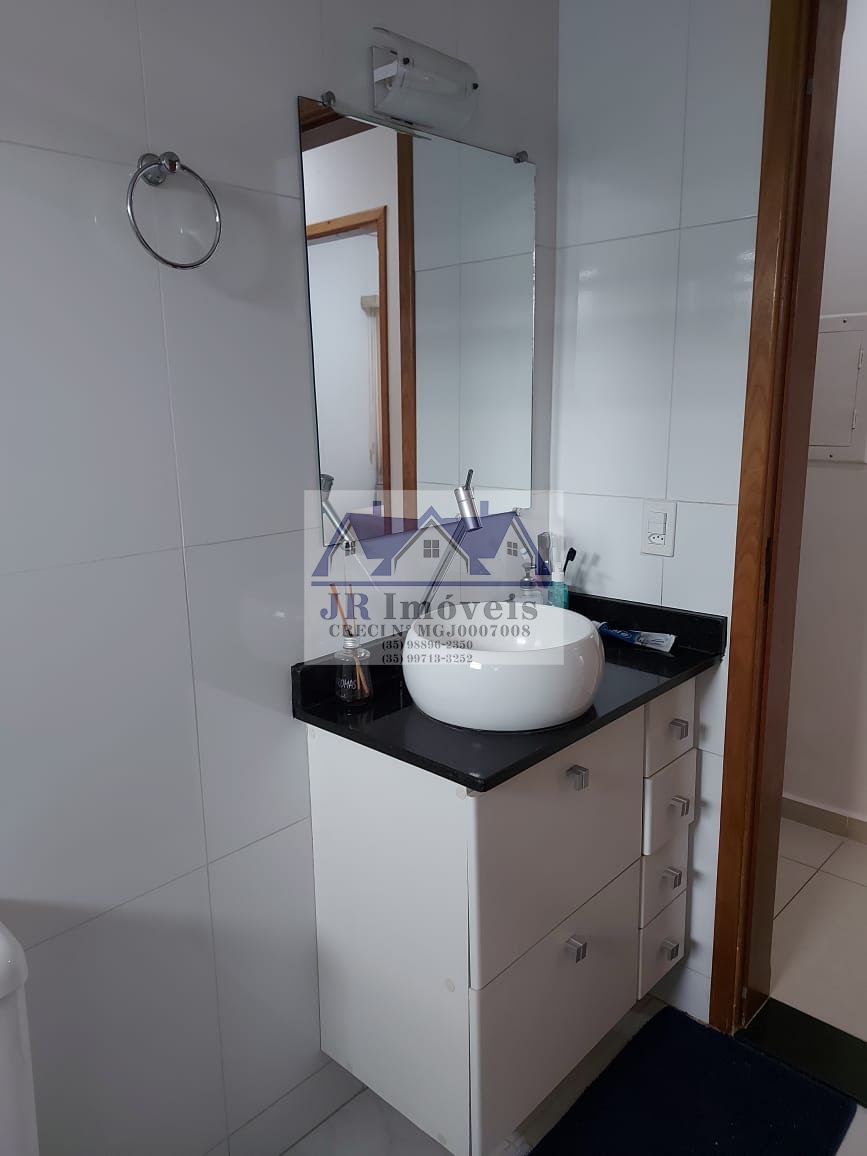 Casa à venda com 3 quartos, 1 suíte, 2 vagas e 222m² no Centro, Piranguinho (MG) — foto 24 de 30