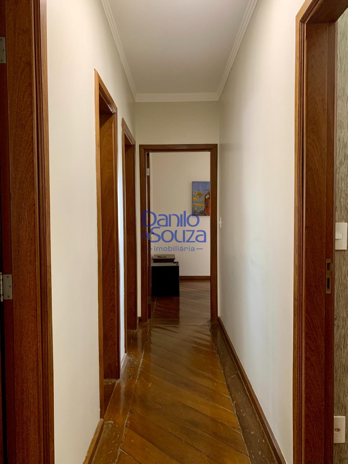 Casa à venda com 4 quartos, 1 suíte, 2 vagas e 360m² no Alvorada, Araxá (MG) — foto 7 de 28