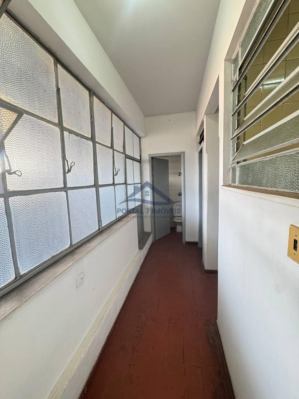 Apartamento à venda com 4 quartos, 2 banheiros e 130m² no Centro, Sete Lagoas (MG) — foto 10 de 16