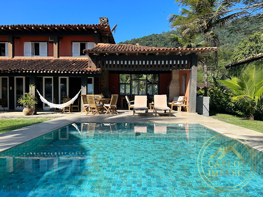 Casa na Praia para Temporada em Angra dos Reis / RJ no bairro Retiro