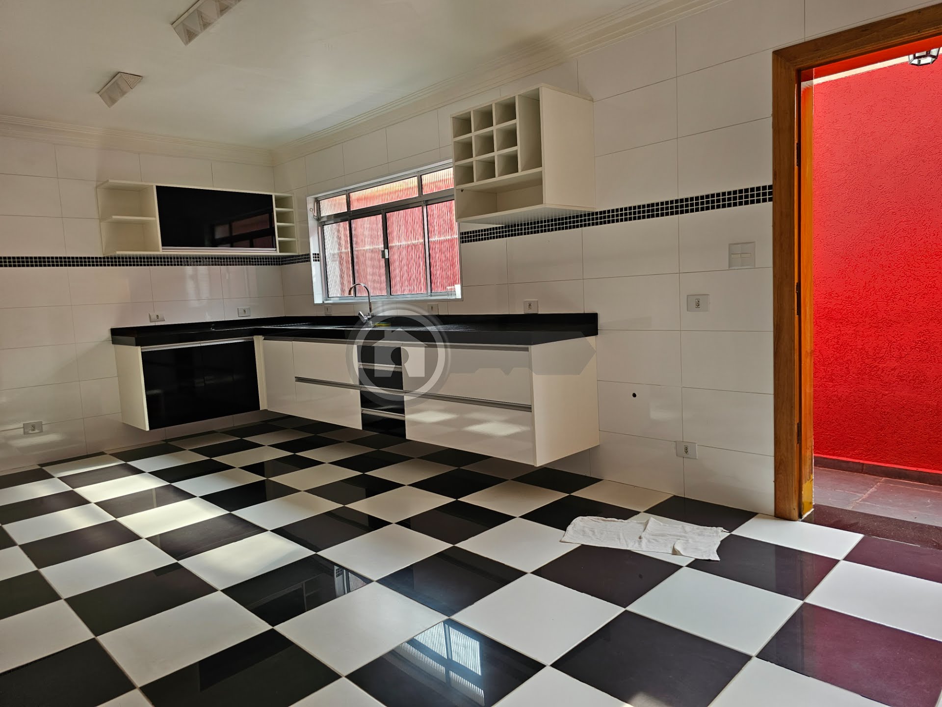 Casa à venda com 5 quartos, 3 banheiros, 5 vagas e 130m² no Gopouva, Guarulhos (SP) — foto 2 de 20