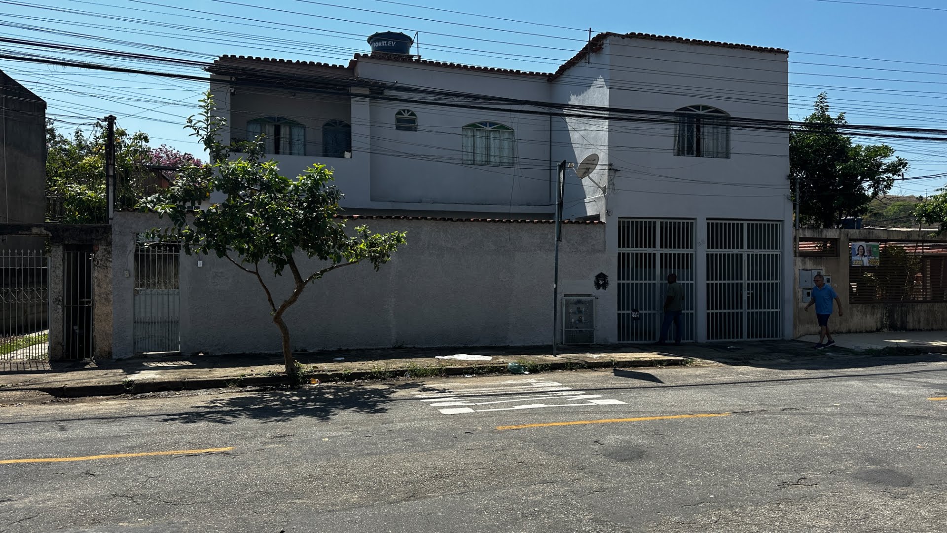 Casa, 3 quartos, 419 m² - Foto 1