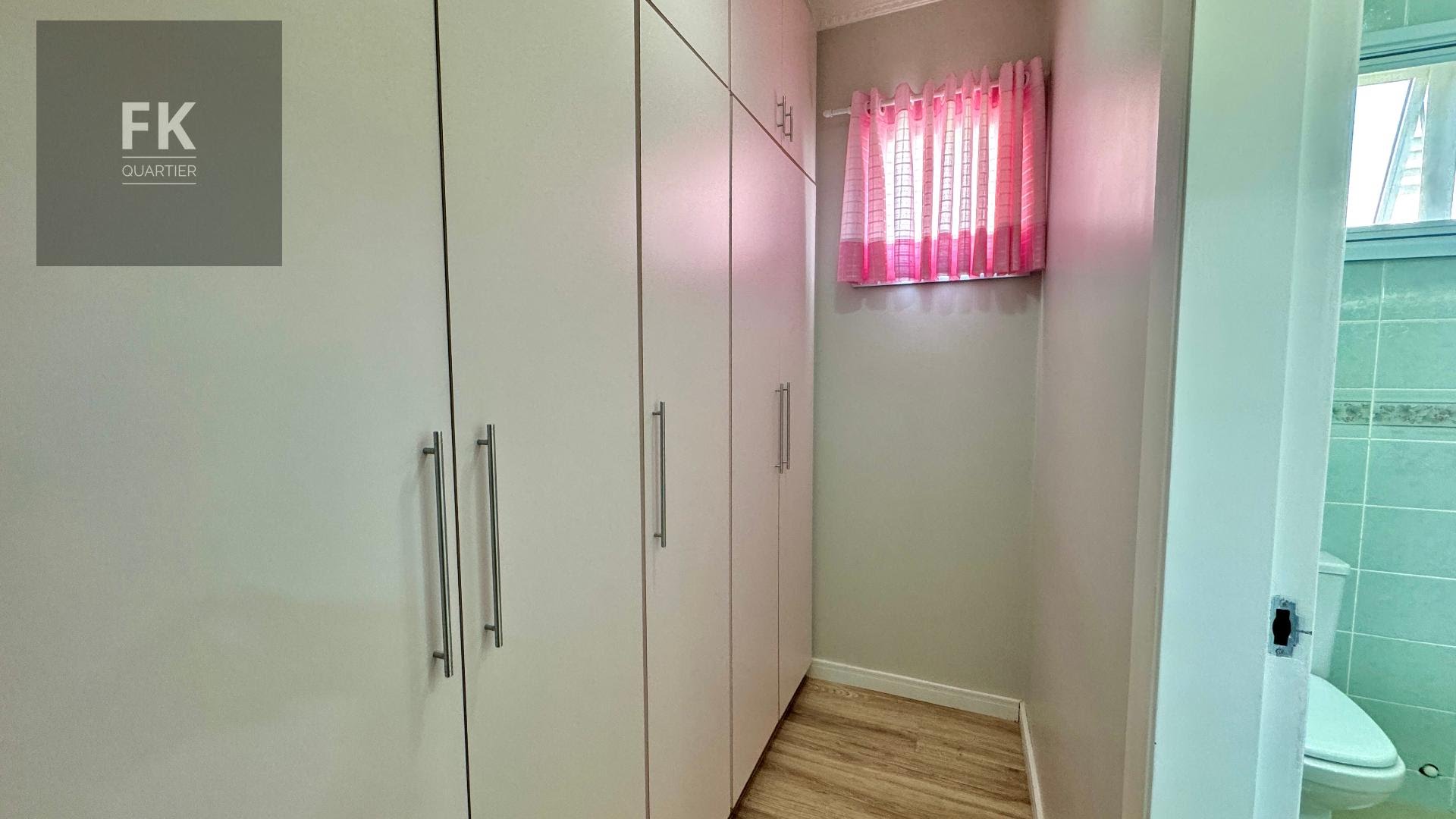 Casa à venda com 4 quartos, 2 suítes, 4 vagas e 360m² no Alphaville, Santana de Parnaíba (SP) — foto 13 de 18