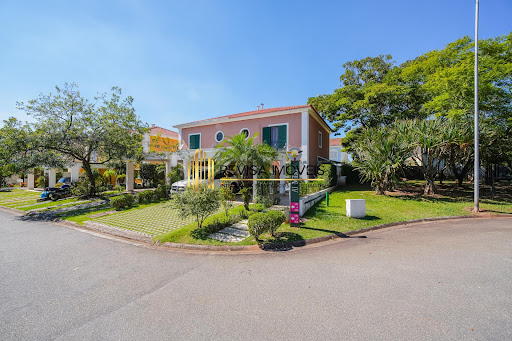 Casa em Condomínio em Tamboré  -  Santana de Parnaíba