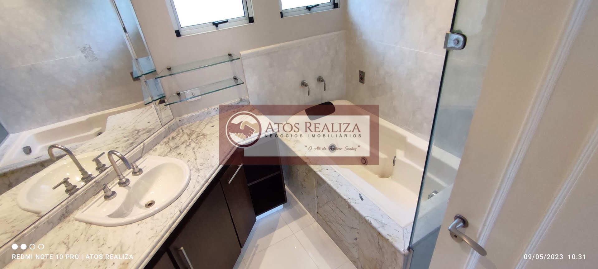 Casa para alugar com 5 quartos, 5 suítes, 6 vagas e 371m² no Interlagos, São Paulo (SP) — foto 4 de 30