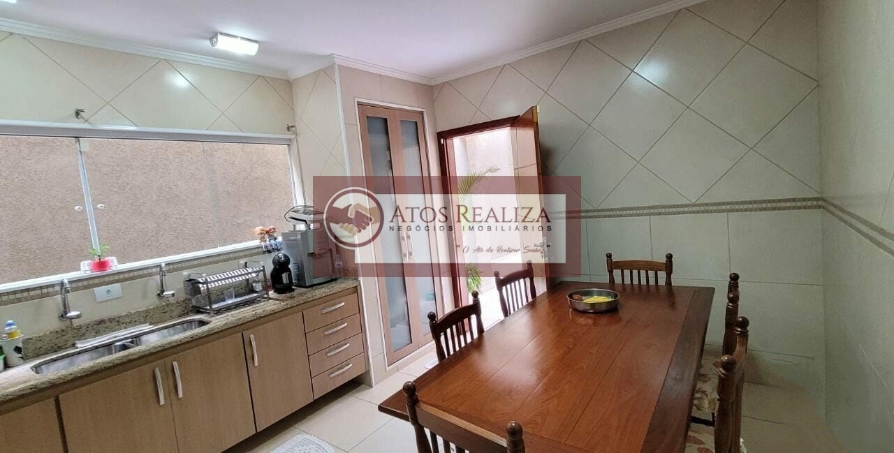 Casa à venda com 4 quartos, 1 suíte, 4 vagas e 181m² no Jardim Cidalia, São Paulo (SP) — foto 3 de 23