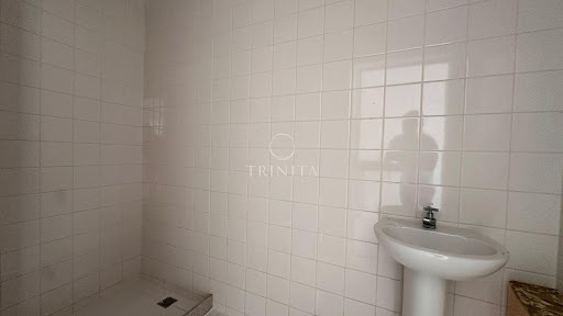 banheiro-trinitaimobiliaria-viure-ilhapura