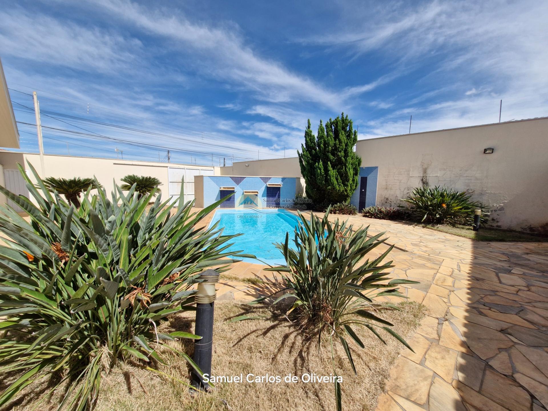 Casa com Piscina em Vargem Grande do Sul