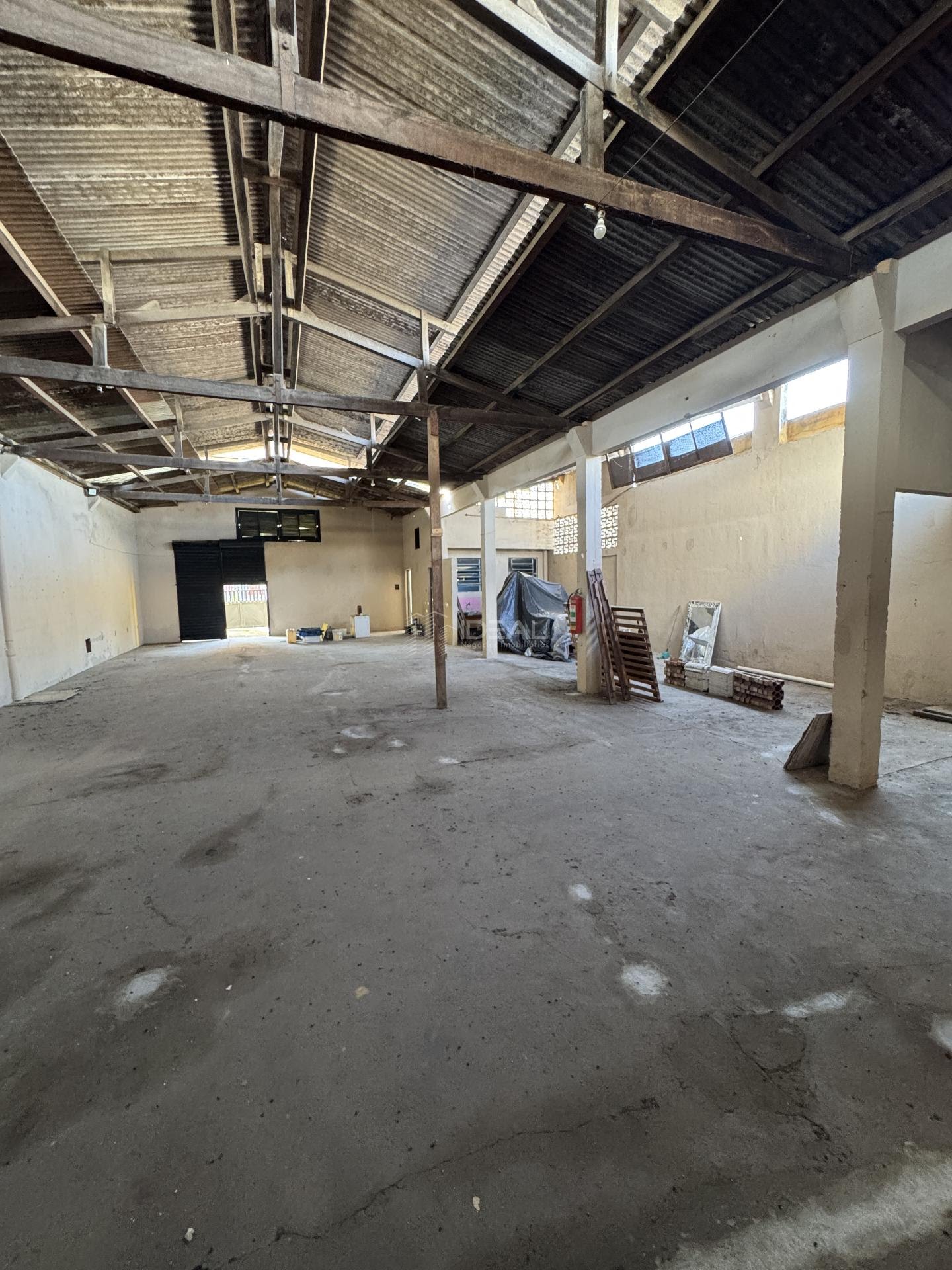 Comercial para alugar com 1 banheiro, 2 vagas e 269m² no Parque Leopoldina, Campos dos Goytacazes (RJ) — foto 11 de 18