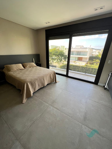 Suite 2