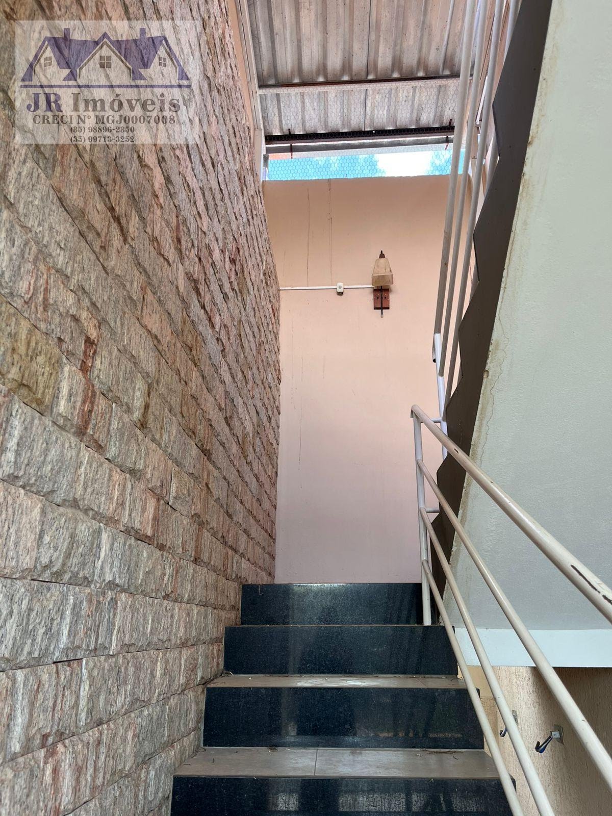 Casa à venda com 2 quartos, 1 suíte e 1 vaga no Centro, Piranguinho (MG) — foto 12 de 22