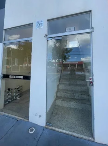 Sala em Centro  -  Adamantina