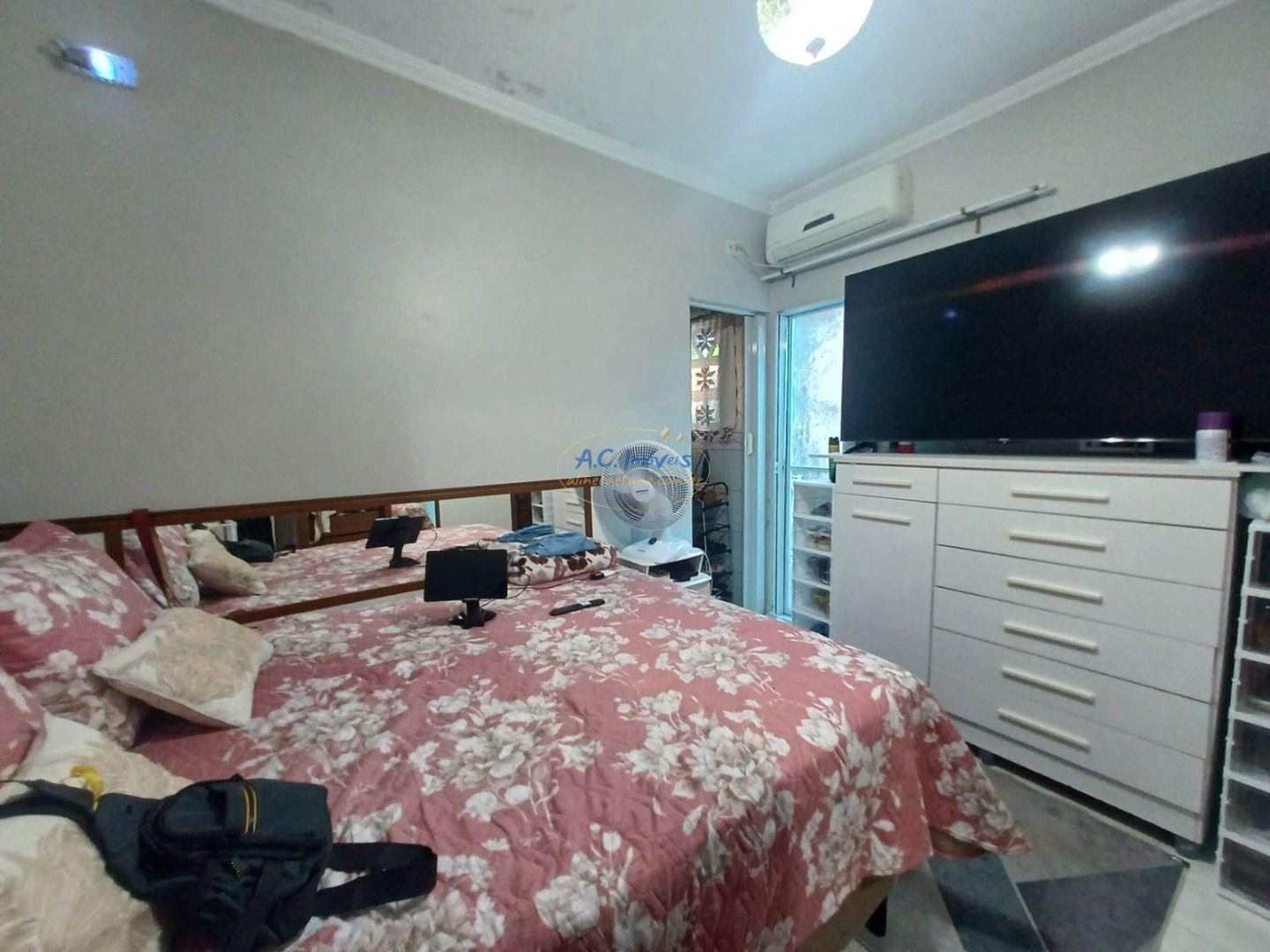 Casa à venda com 3 quartos, 2 suítes, 2 vagas e 174m² no Vila Tupi, Praia Grande (SP) — foto 14 de 30