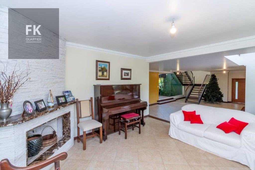 Casa à venda com 4 quartos, 4 suítes, 4 vagas e 620m² no Residencial Euroville, Carapicuíba (SP) — foto 27 de 30