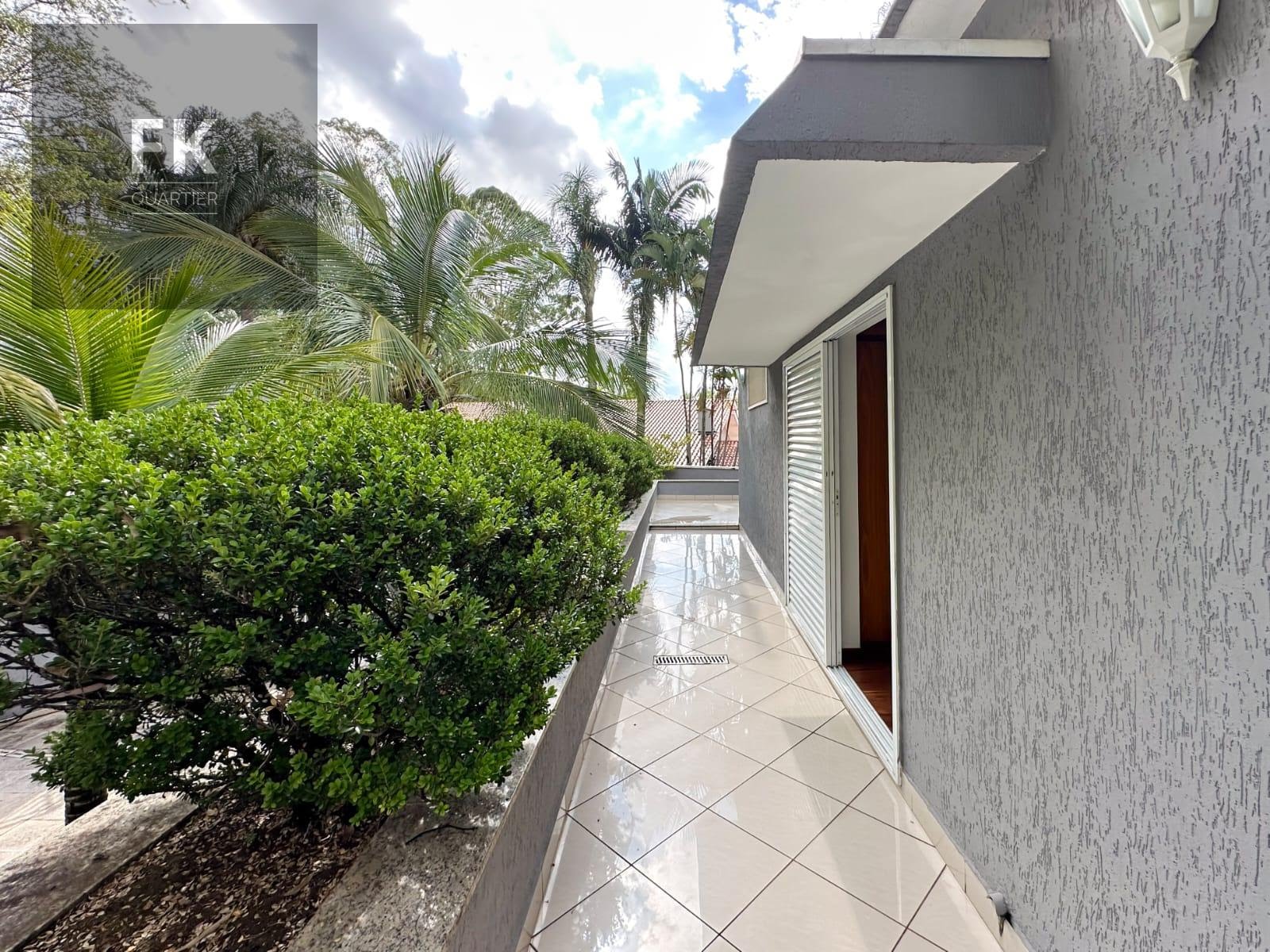 Casa à venda com 4 quartos, 4 suítes, 8 vagas e 1165m² no Alphaville Residencial Um, Barueri (SP) — foto 17 de 30
