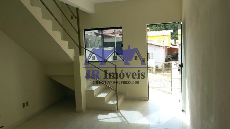 Casa à venda com 2 quartos, 1 banheiro, 1 vaga e 62m² no Santa Efigênia, Piranguinho (MG) — foto 4 de 11