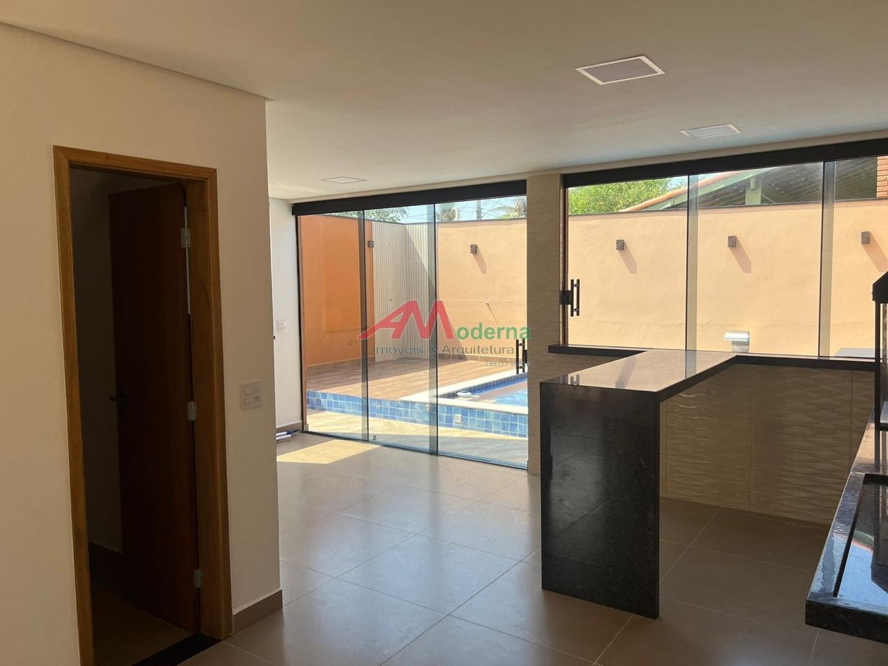 Casa à venda com 3 quartos, 3 suítes, 4 vagas e 126m² no Jardim Suarão (praia), Itanhaém (SP) — foto 13 de 23