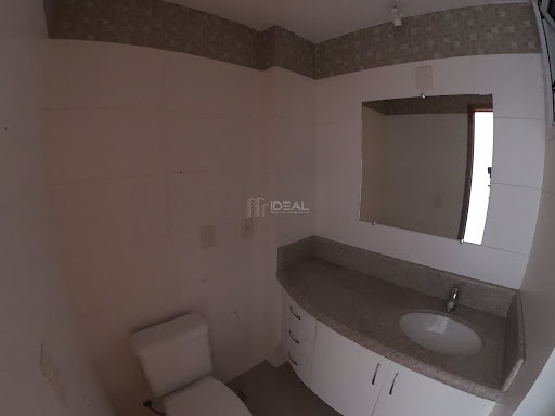 Apartamento Alto Padrão à venda com 3 quartos.