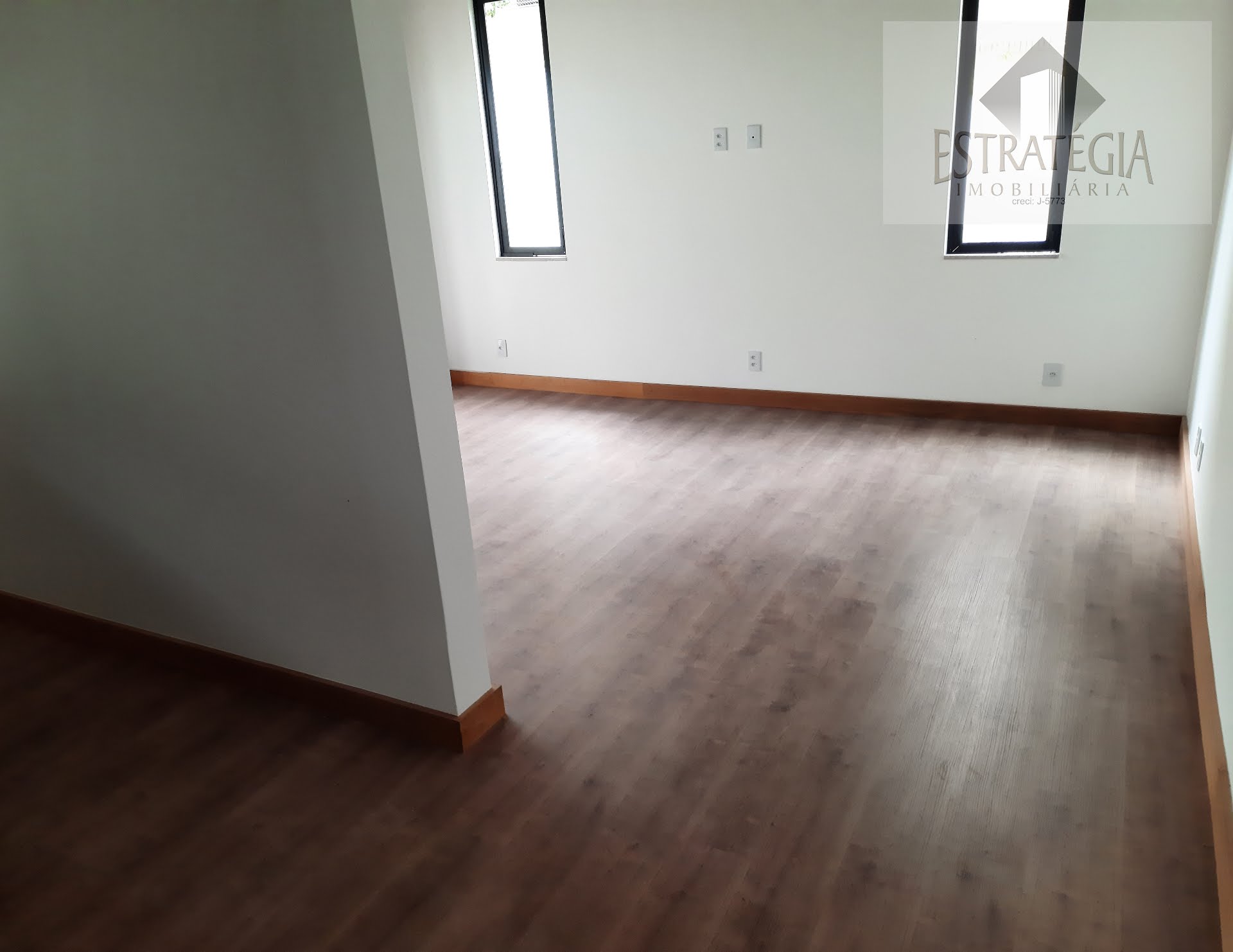 Casa à venda com 3 quartos, 2 suítes, 3 vagas e 230m² no Duarte Silveira, Petrópolis (RJ) — foto 11 de 21