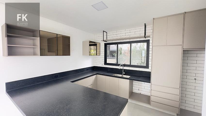 Casa à venda com 4 quartos, 4 suítes, 4 vagas e 350m² no Tambore, Santana de Parnaíba (SP) — foto 10 de 28