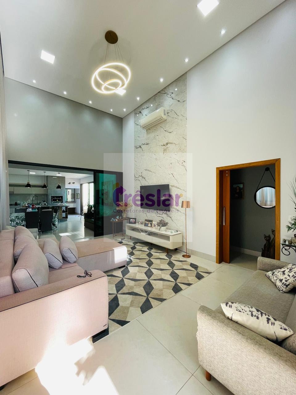 Casa à venda com 3 quartos, 3 suítes, 2 vagas e 205m² no Condominio Village do Lago, Três Lagoas (MS) — foto 22 de 23