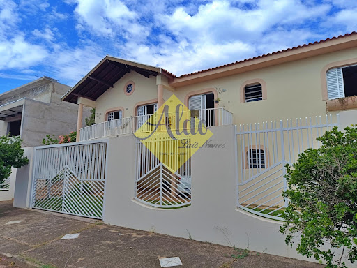 Casa com edícula em Jd Itaquerê  -  São Pedro