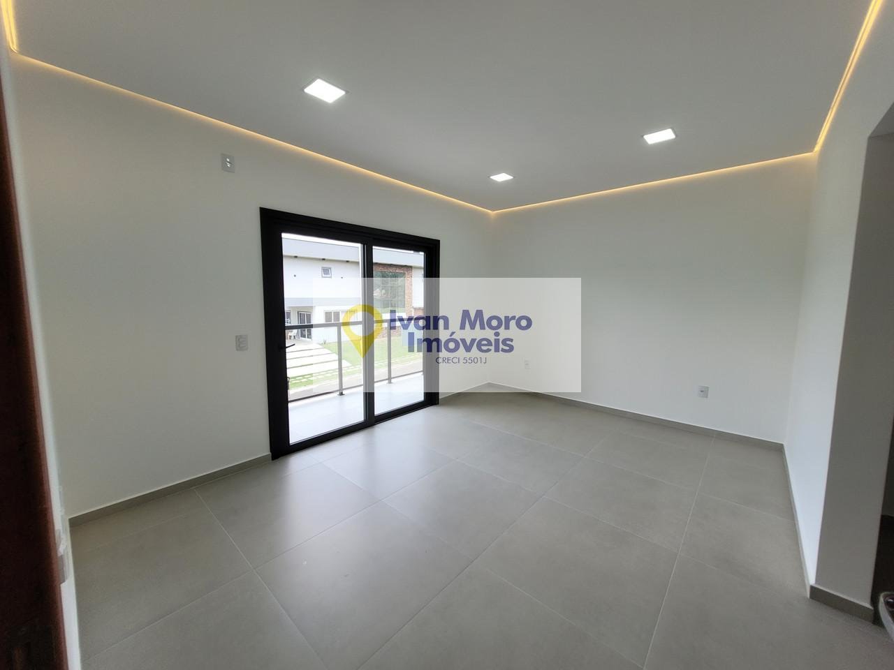Casa à venda com 4 quartos, 3 suítes, 4 vagas e 270m² no São João do Rio Vermelho, Florianópolis (SC) — foto 6 de 27