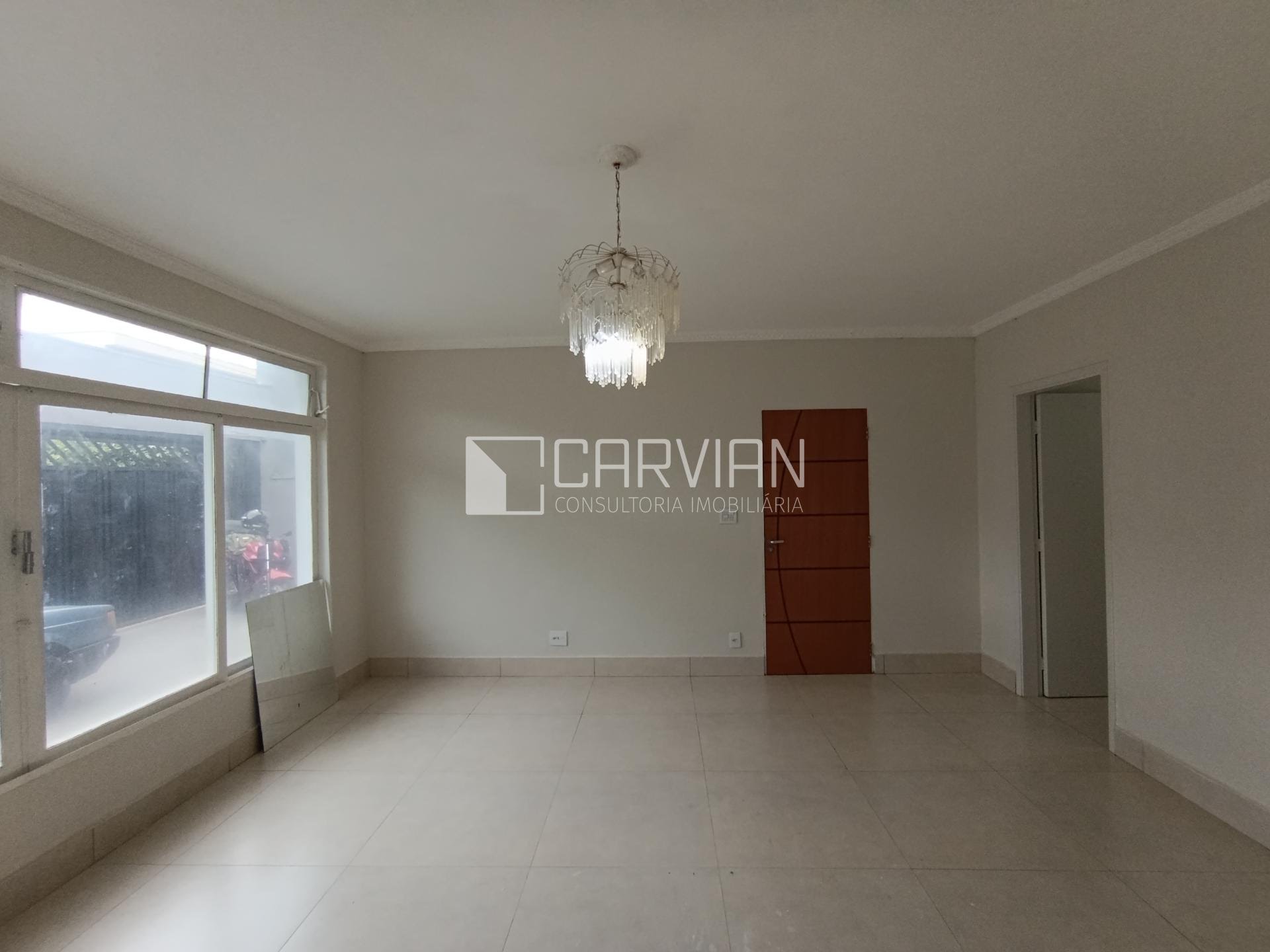 Casa à venda com 3 quartos, 1 suíte, 4 vagas e 210m² no Jardim Antartica, Ribeirão Preto (SP) — foto 4 de 24