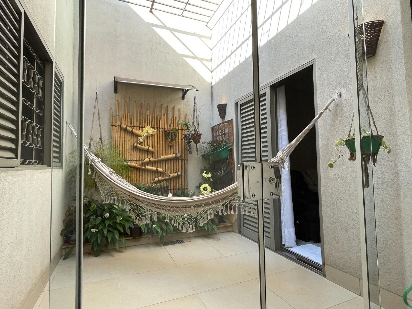 Casa à venda com 3 quartos, 3 suítes, 6 vagas e 300m² no Jardim Anhangüera, Ribeirão Preto (SP) — foto 26 de 30