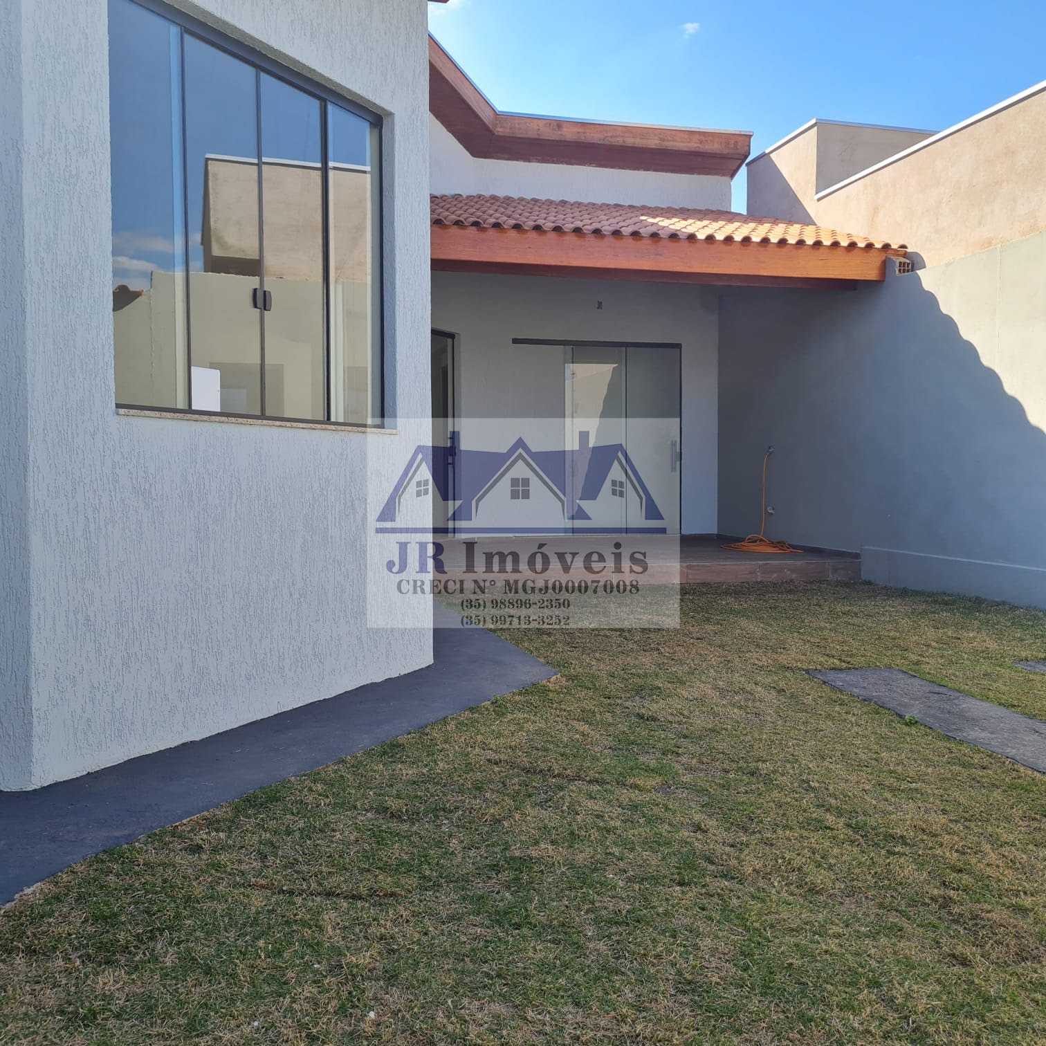 Casa à venda com 2 suítes, 4 vagas e 200m² no Açude, Colina Verde, Itajubá (MG) — foto 2 de 30