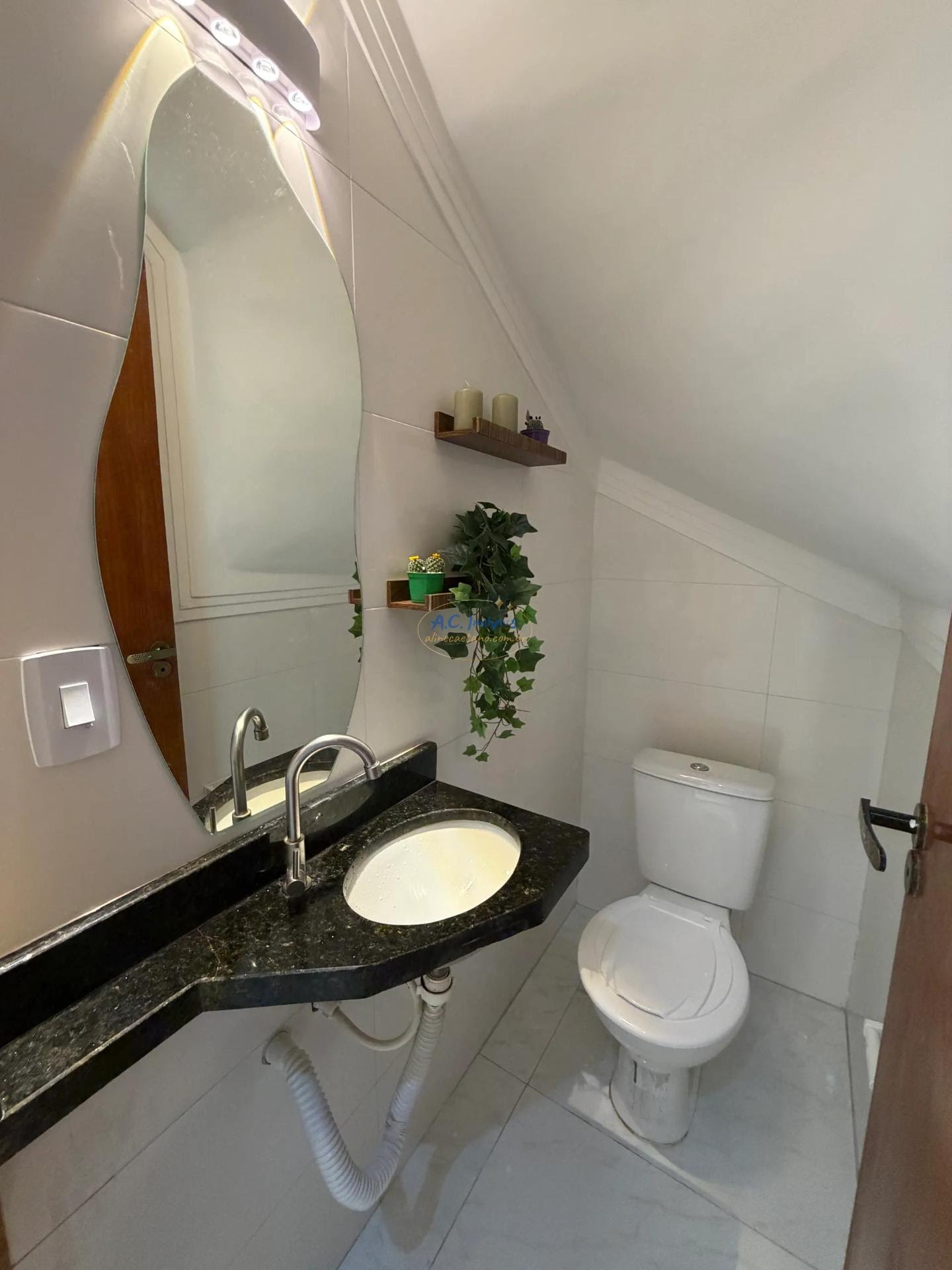 Casa à venda com 3 quartos, 1 suíte, 1 vaga e 59m² no Sítio do Campo, Praia Grande (SP) — foto 25 de 26