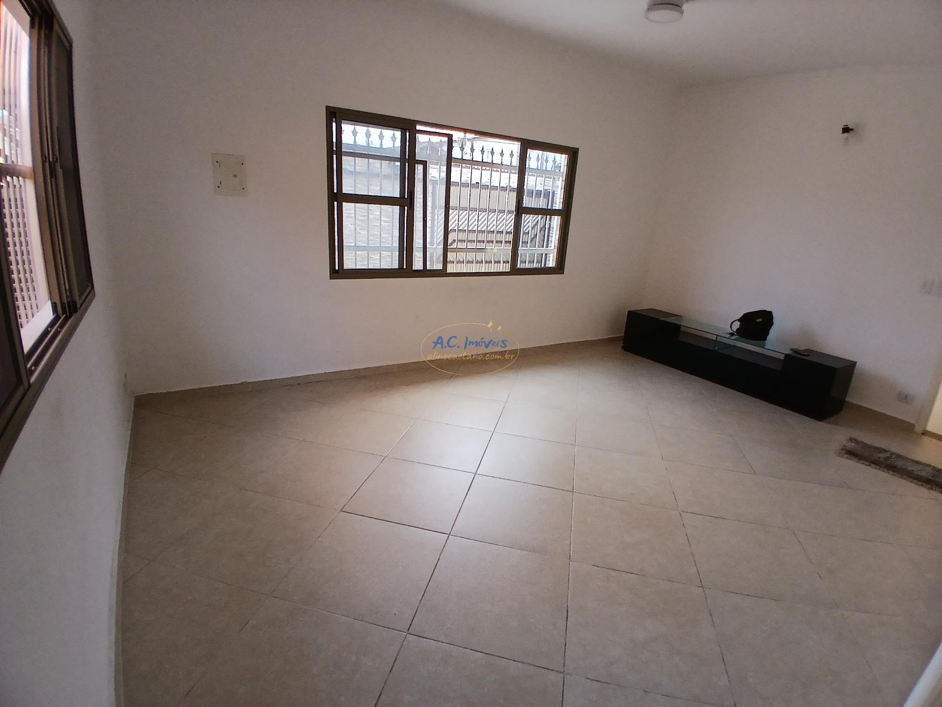 Casa à venda com 3 quartos, 1 suíte, 4 vagas e 130m² no Caiçara, Praia Grande (SP) — foto 10 de 30