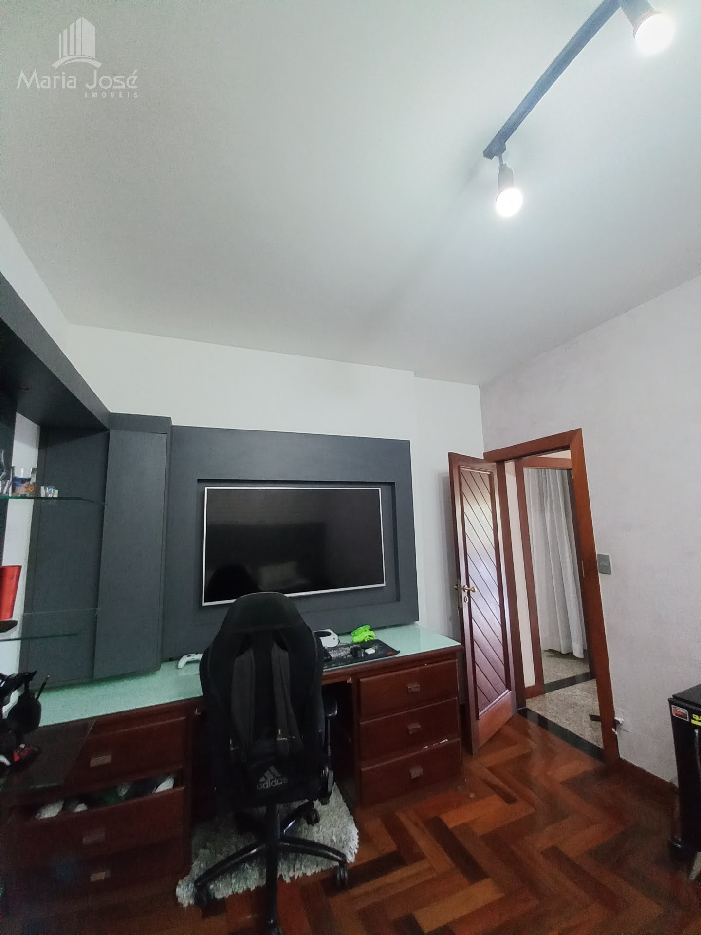 Casa à venda com 7 quartos, 1 suíte, 4 vagas e 700m² no Novo Horizonte, Sete Lagoas (MG) — foto 18 de 30