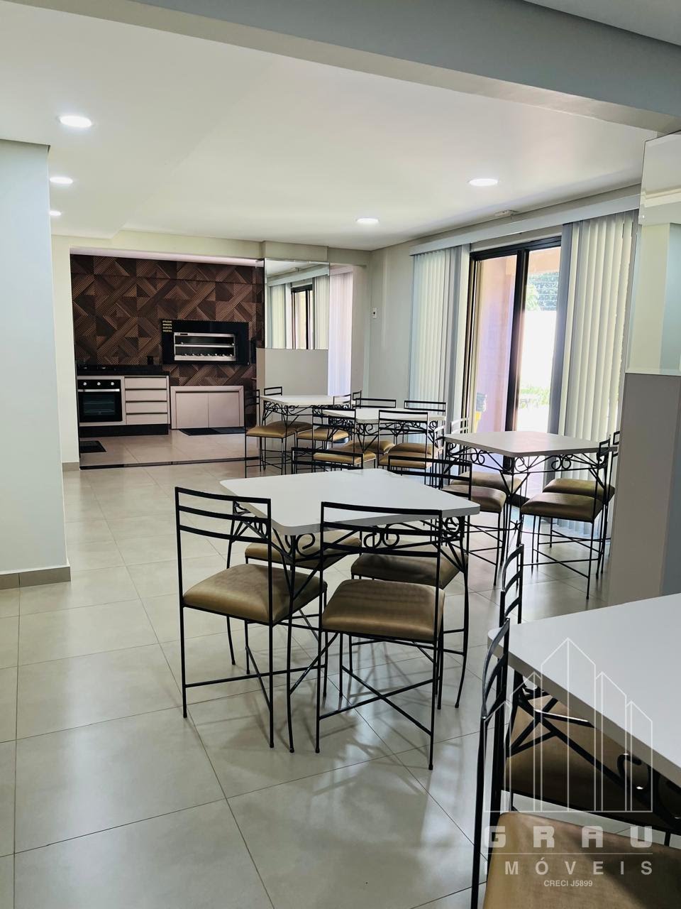 Apartamento no Edifício Lyon  -  Foz do Iguaçu