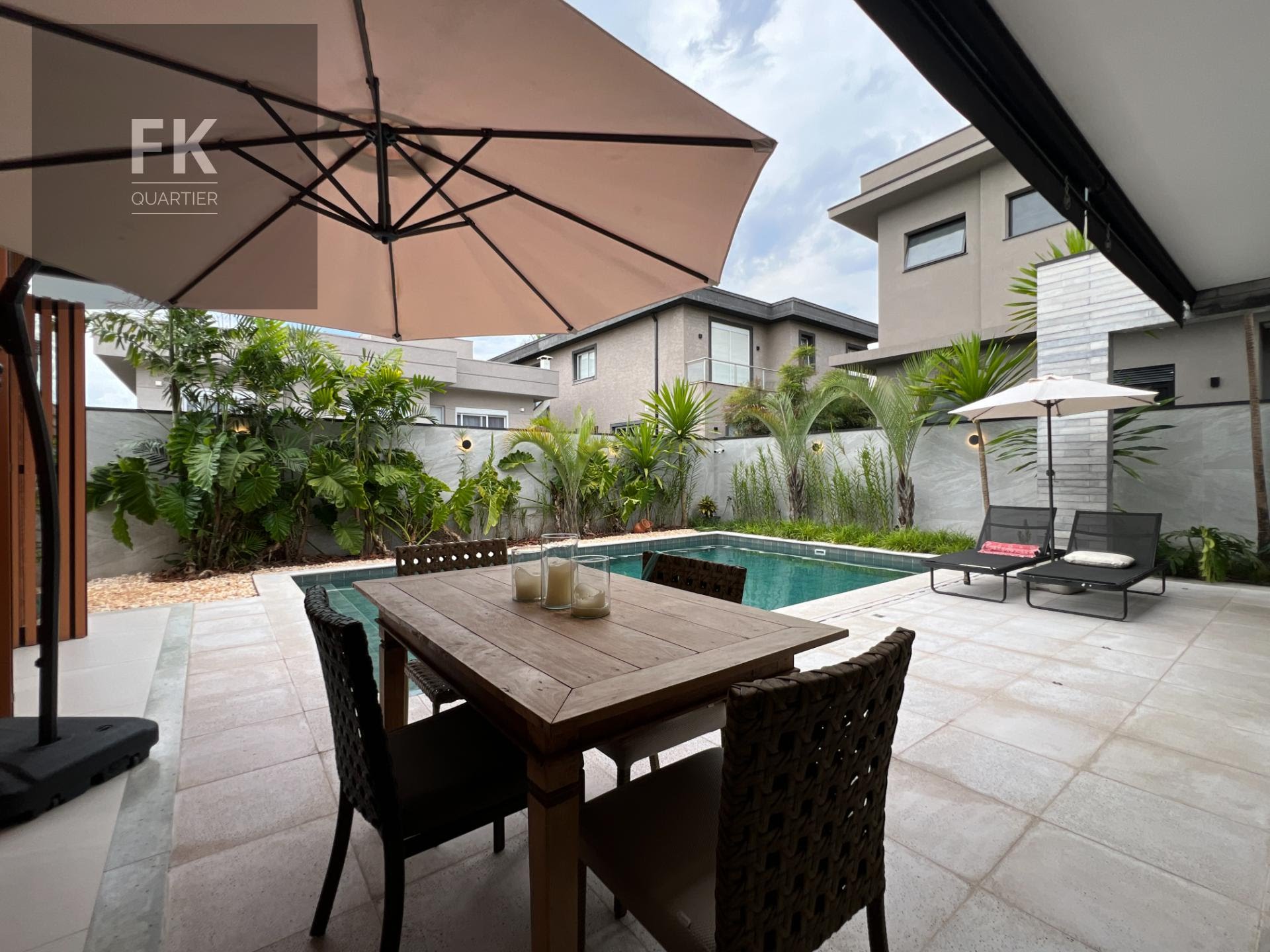 Casa à venda com 3 quartos, 3 suítes, 4 vagas e 382m² no Cidade Tamboré, Santana de Parnaíba (SP) — foto 20 de 30