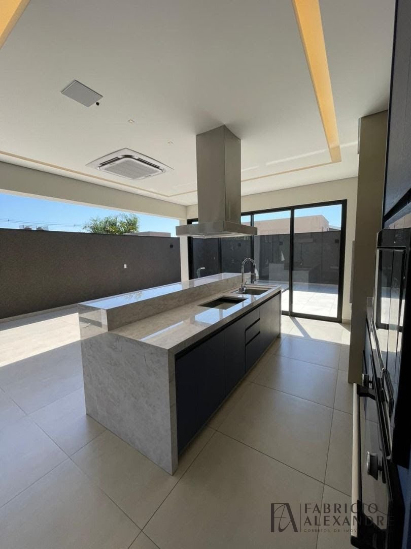 Casa à venda com 3 quartos, 3 suítes, 4 vagas e 223m² no Parque Residencial Buona Vita, São José do Rio Preto (SP) — foto 23 de 30